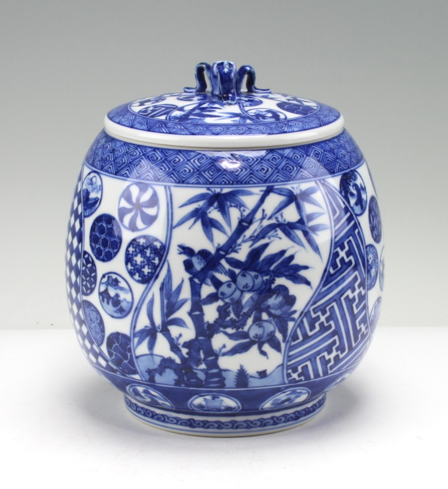 五代 宮川香斎 真葛窯 倣祥瑞芋頭水指 鵬雲斎御書付 5th miyagawa, kosai makuzu pottery shonzui  (ceramics with blue patterns on white backgrounds) tubercle water jar | 古美術  山田幽篁堂