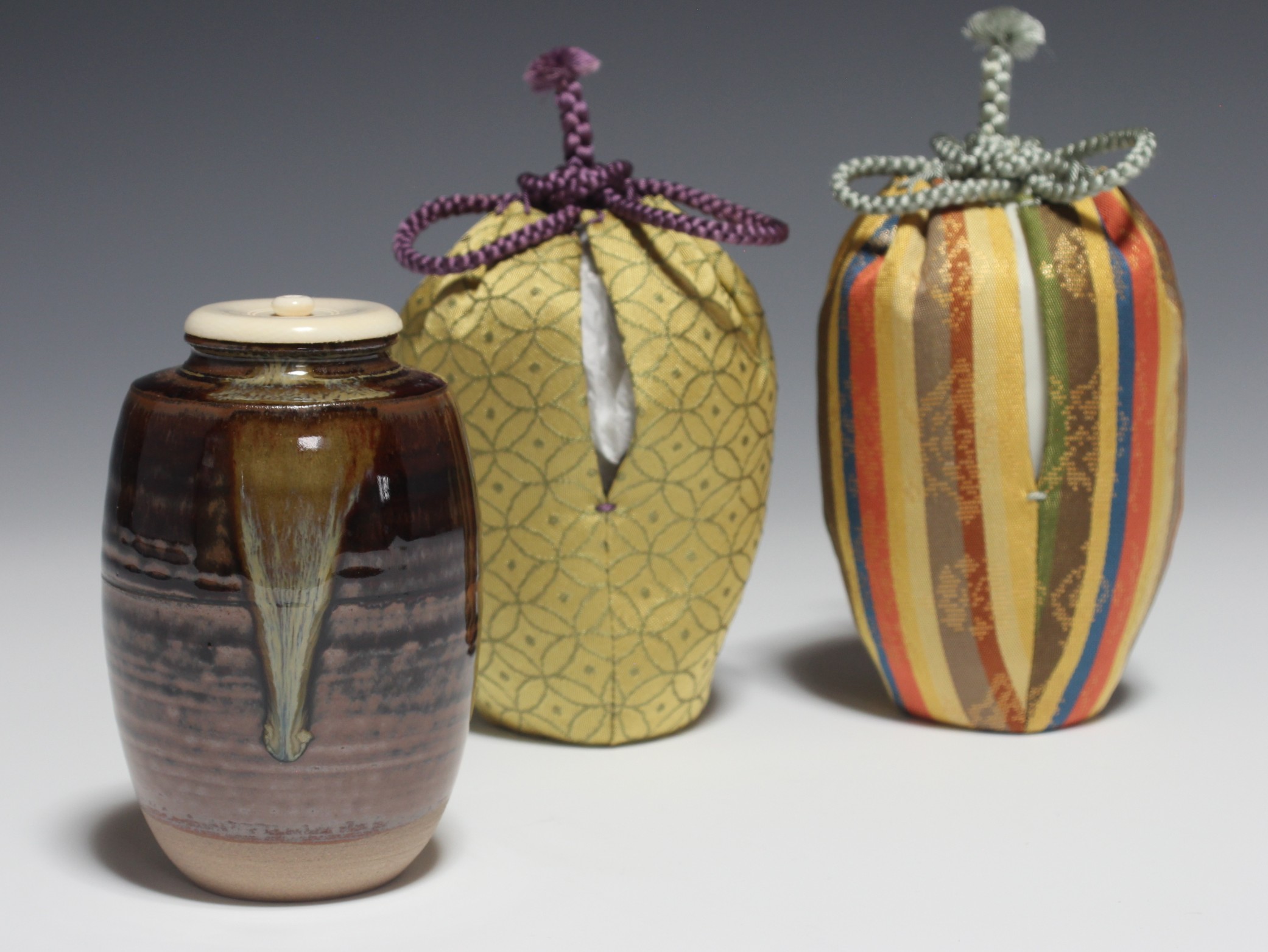 高取焼肩衝茶入